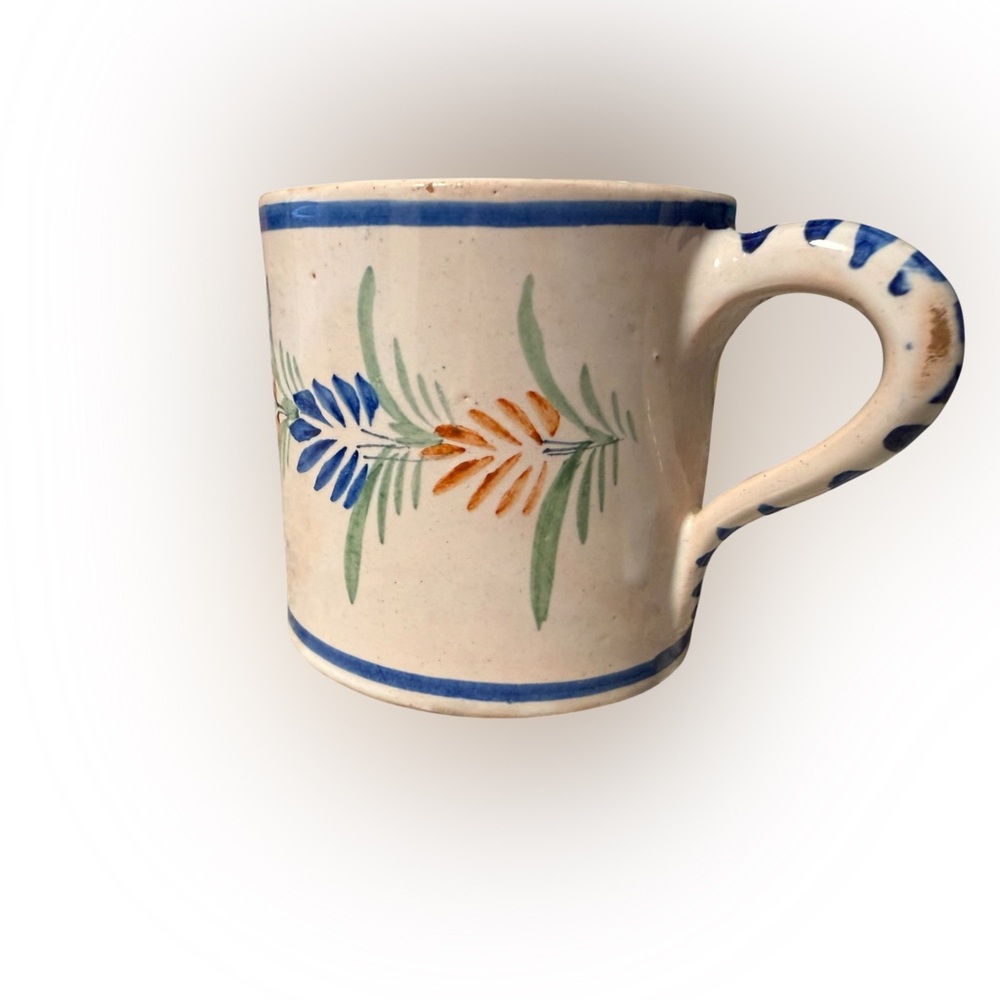 Vintage Henriot Quimper Hand Painted Faience Mug Breton Figure France - Picture 5 of 7